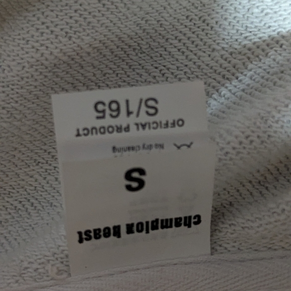 Tibetan Buddhist artwork on white long sleeve sweater size S/165 Champion Beast - Picture 3 of 3